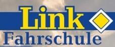 Logo der Fahrschule Link mit gelber Schrift auf blauem Hintergrund und einem gelben Rautensymbol.
