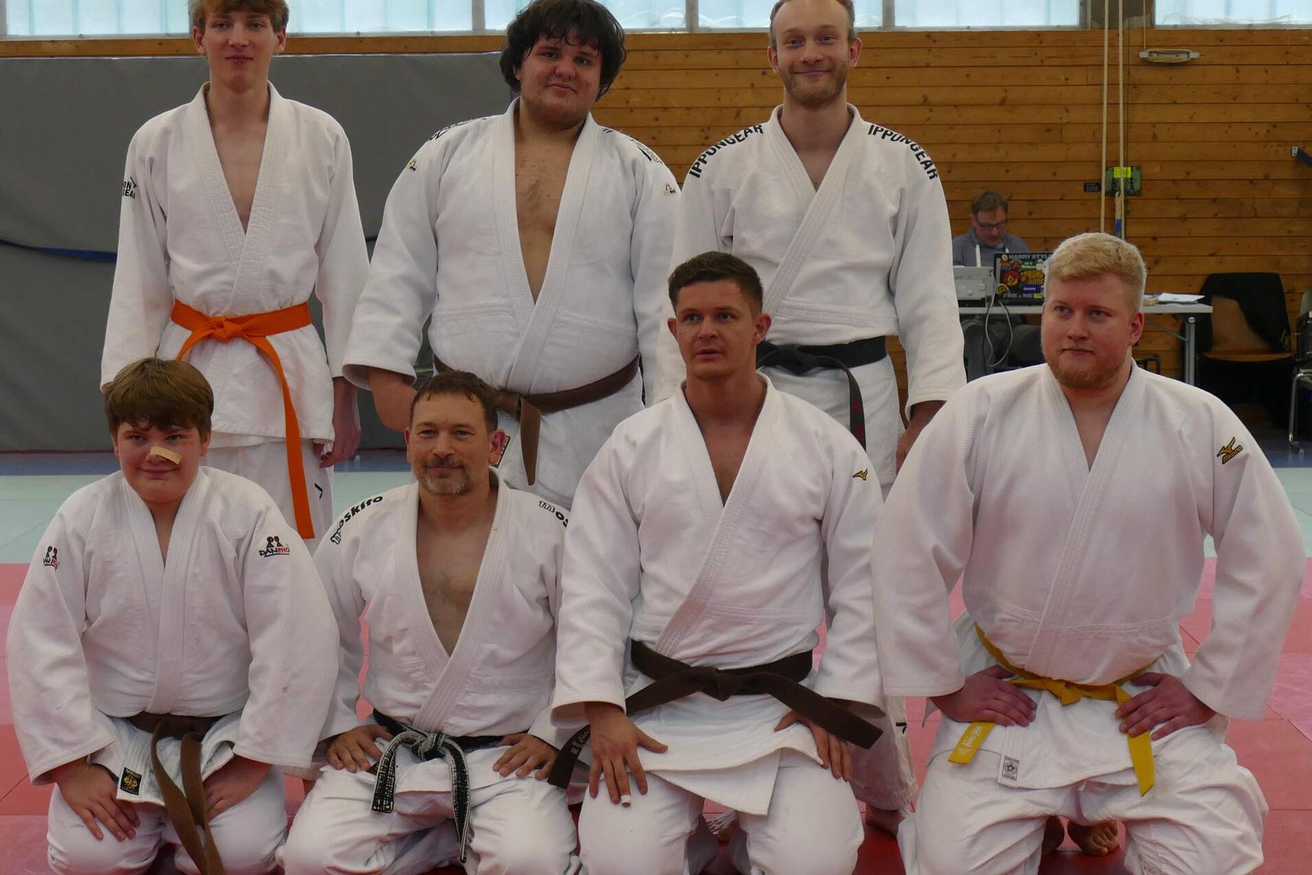 Judo M&auml;nner der Spvgg Besigheim schlie&szlig;en Bezirksliga auf dem 4. Platz ab, TSV Schwieberdingen siegt