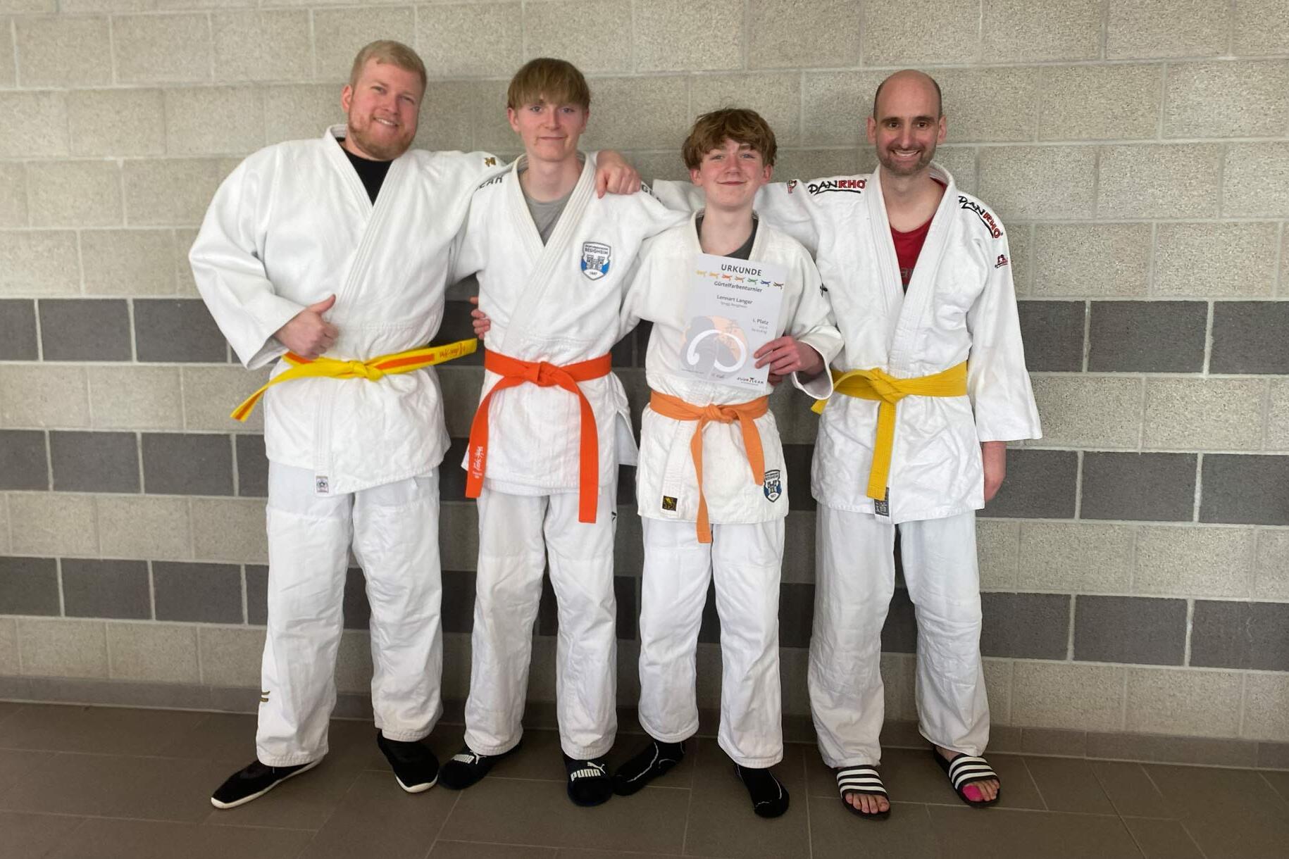 Judoka der Spvgg Besigheim k&auml;mpfen beim G&uuml;rtelfarbenturnier