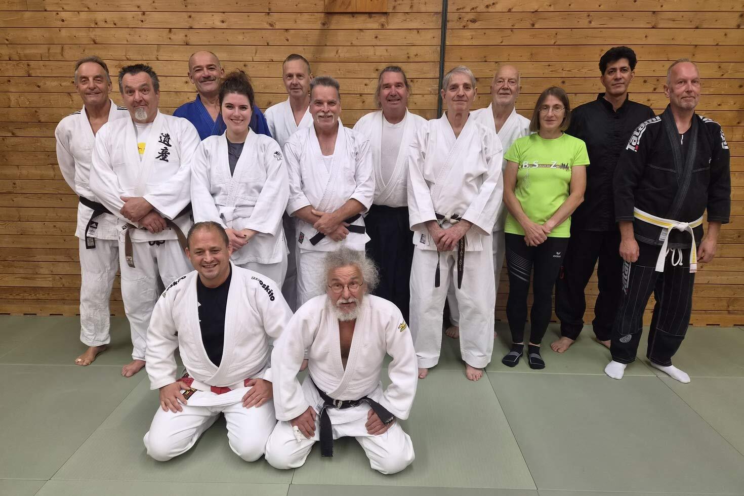 Andreas Morhard vom KSV Esslingen trainierte unsere Selbstverteidigungsgruppe
