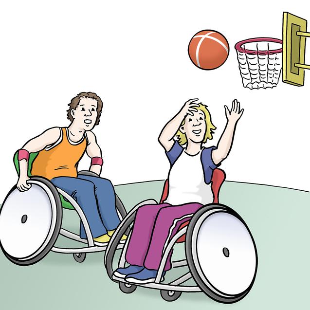 Zwei Personen im Rollstuhl spielen Basketball und werfen einen Ball auf einen Korb. Ein Spieler lacht erfreut.