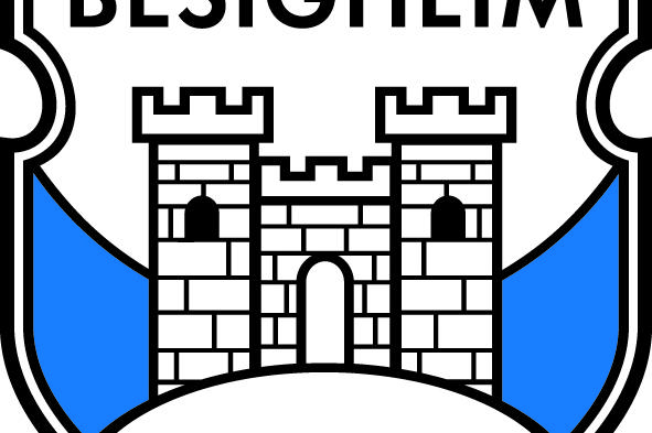 Wappen der Sportvereinigung Besigheim mit einer Burg und blauen Elementen, umrahmt von einem Schild. Unterhalb steht &bdquo;1887&ldquo;.